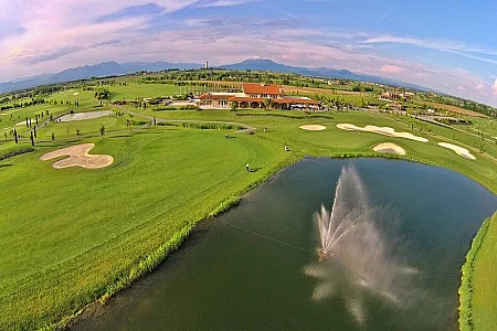 Golfový resort Chervò Golf Hotel Spa San Vigilio Itálie