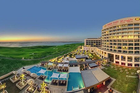 Golfový zájezd do Spojených arabských emirátů, resort Crowne Plazza Adbu Dhabi Yas Island