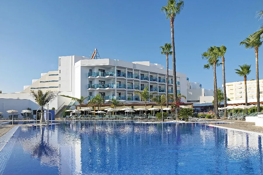 Golfový zájezd na Mallorku, resort Hipotels Cala Millor Park